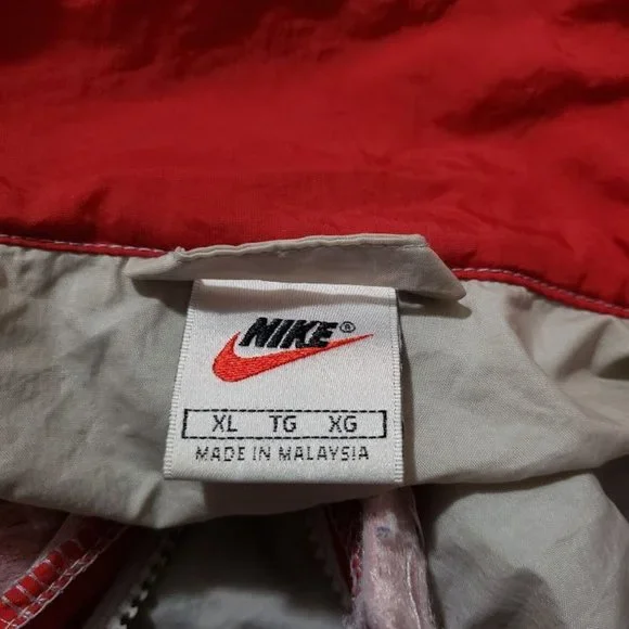 Nike Men's Windbreaker Jacket XL Gray Red Swoosh Nylon Half Zip White Label - Picture 8 of 11